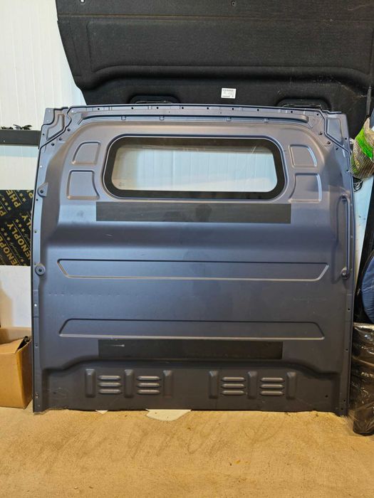 Преградна стена за mercedes sprinter 907