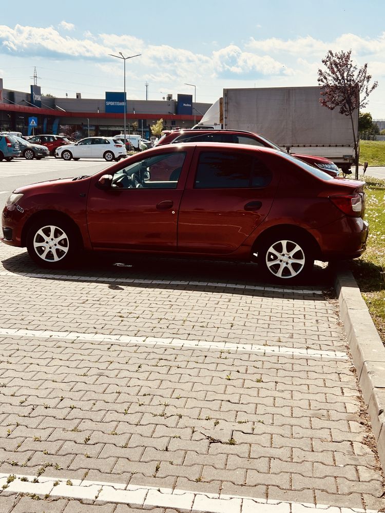 Inchiriez Dacia Logan 2013 Gpl+Benzina