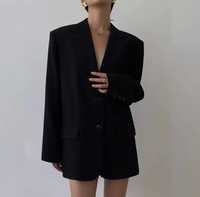 Черный пиджак