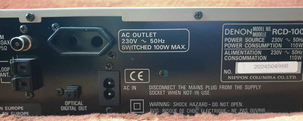 Denon RCD-100 Sistem compus din Statie, CD player si Tuner AM/FM