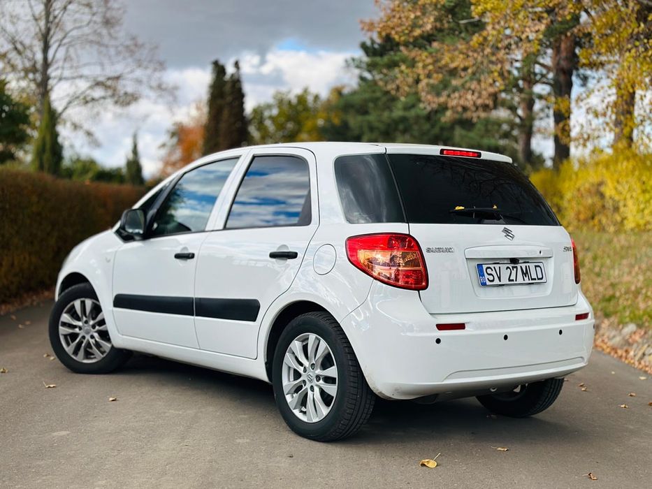 Suzuki SX4, alb, 95.000 km