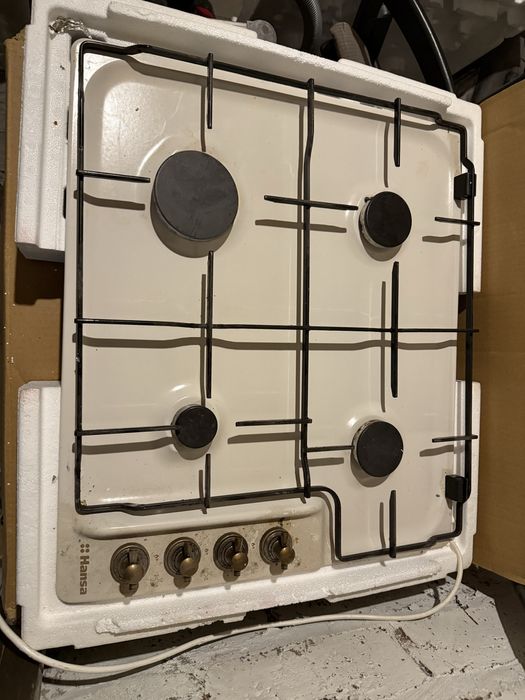 Plita incorporabila Hansa BHGW63100020, Gaz, 4 Arzatoare