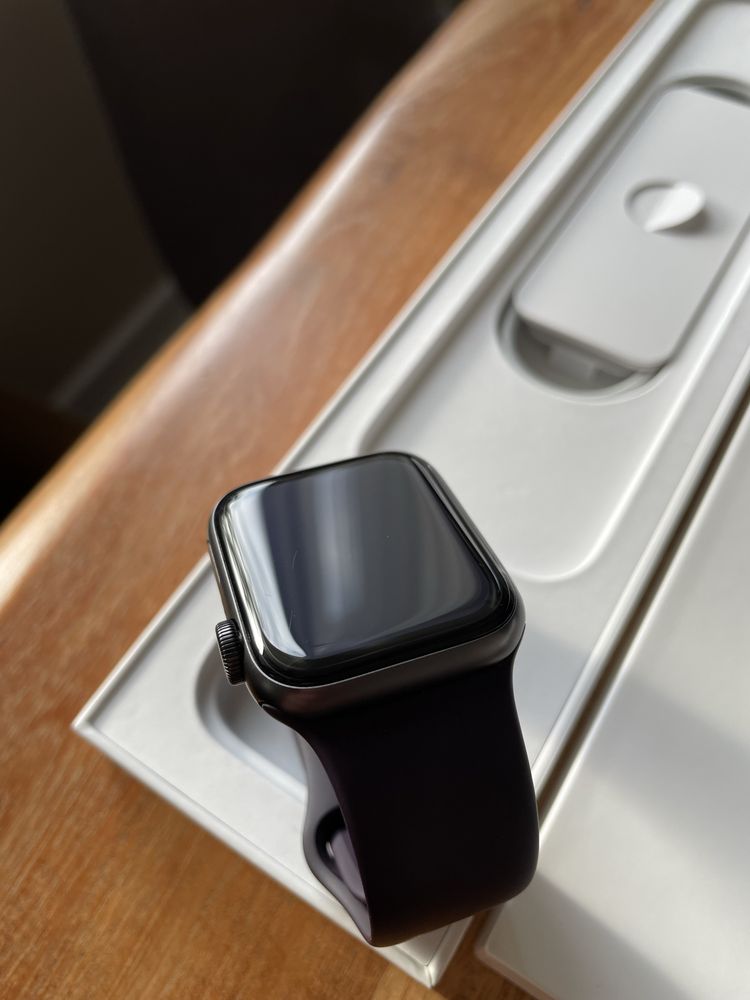 Apple watch SE 40mm GPS