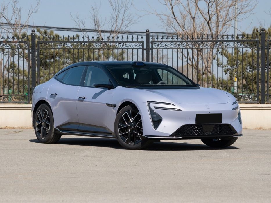 Avatr 06 Gibrid 2026