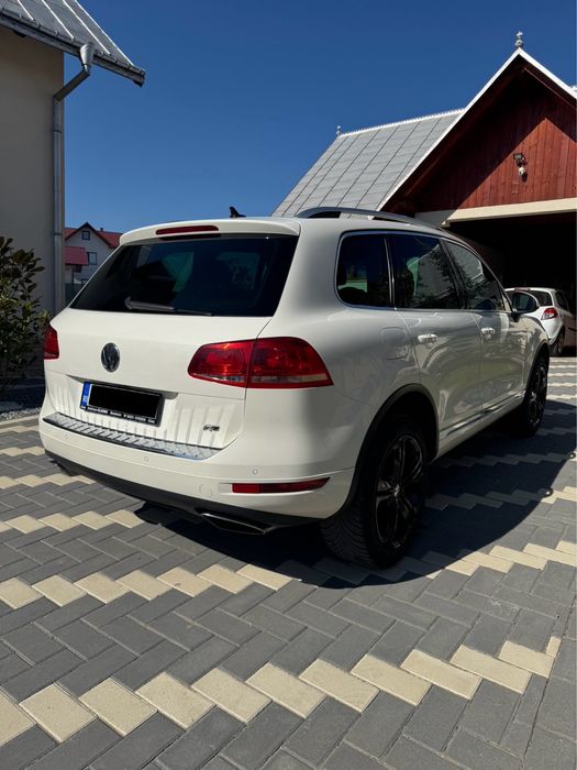 Vw Touareg R-line cu perne aer și distribuție făcută. Negociabil‼️