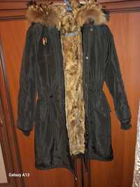 Продам куртку-парка,внутри натуральный мех,очень тёплая,размер 42-44