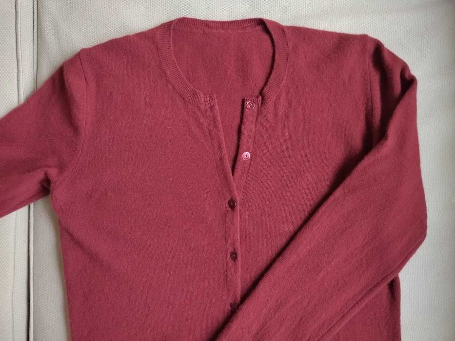 Дамска жилетка от фина вълна, размер L