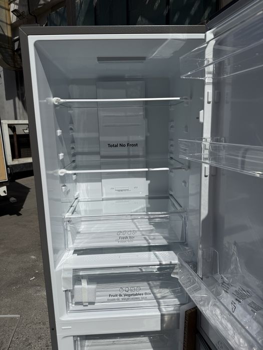 Xolodilnik Hisense NoFrost 185Sm 300L