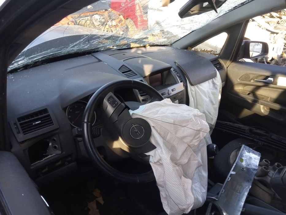 Зафира б 1.9 120 кс на части