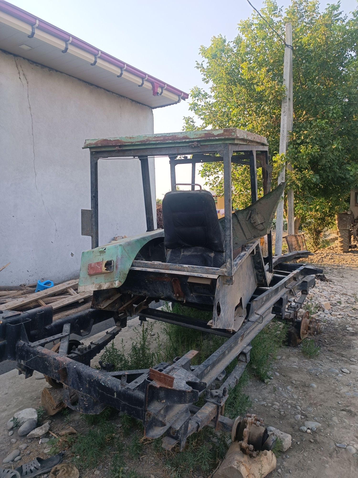 Sirochni sotiladi