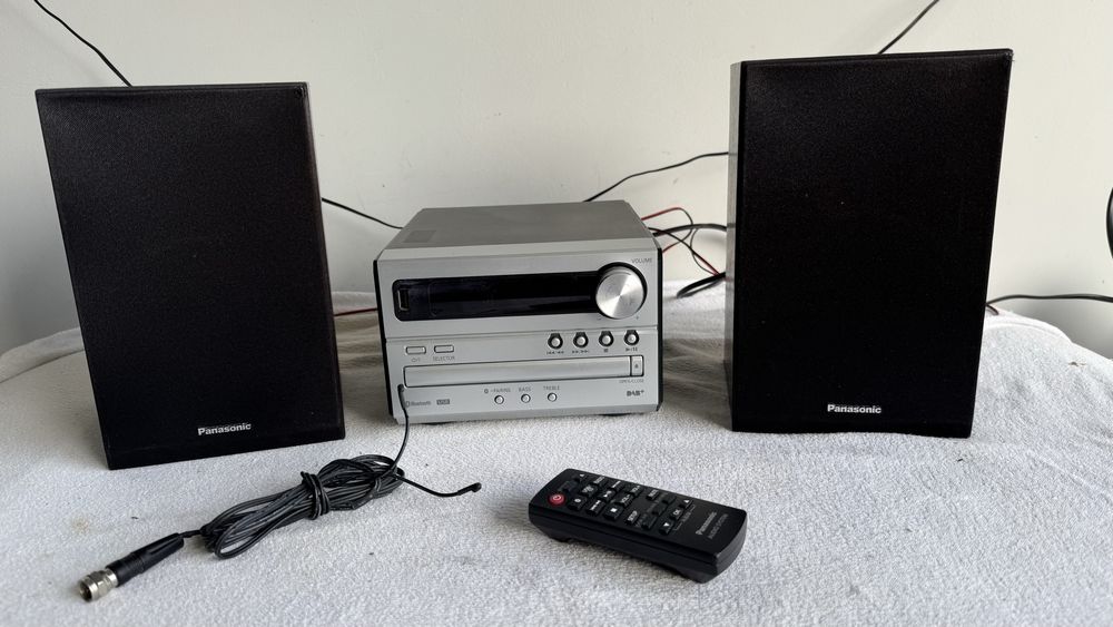 Combina audio Panasonic SA-PM250B cu Bluetooth