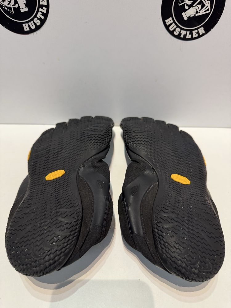 Боси обувки VIBRAM FIVE FINGERS .Номер 43