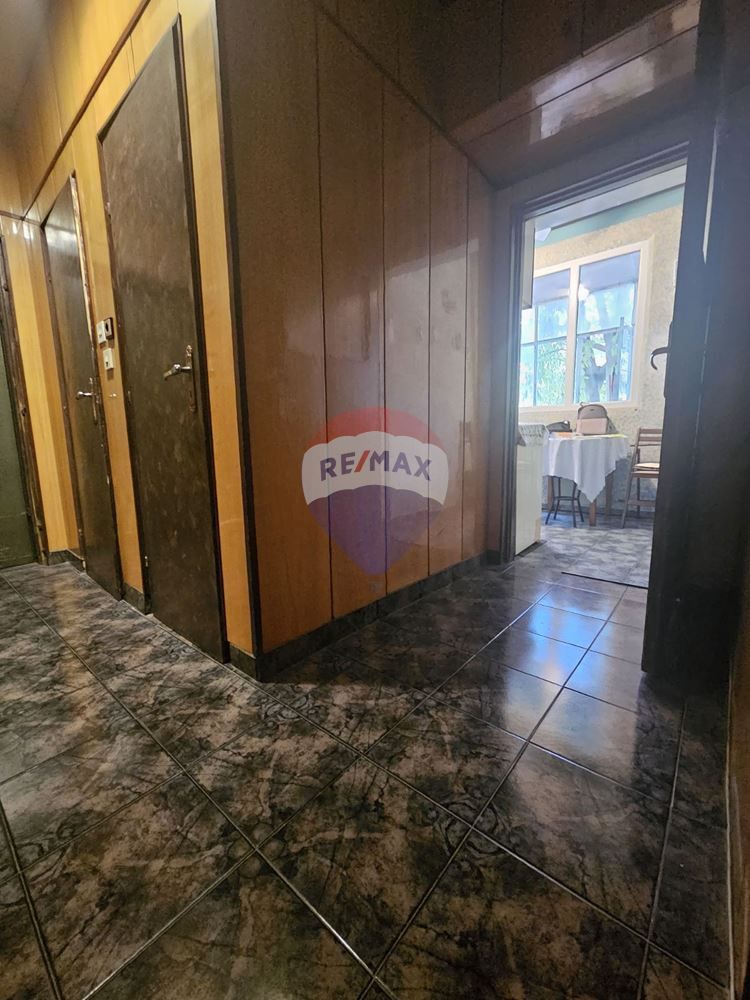 Двустаен апартамент под наем, ж.к. Младост,гр. Варна