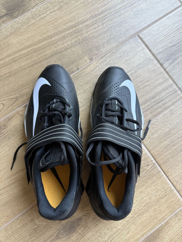 Обувки за вдигане на тежести Nike Savaleos