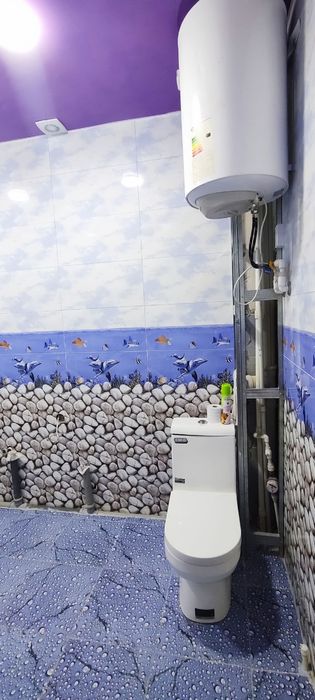 Аэрапорт янги дом 1 хонали 53 кв 1-этаж 6 т ховузи бор евро иккиламчиг