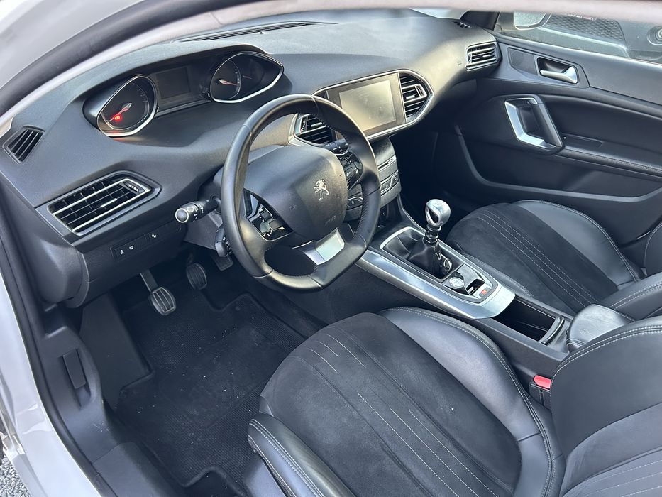 Peugeot 308 1.6HDI ALLURE