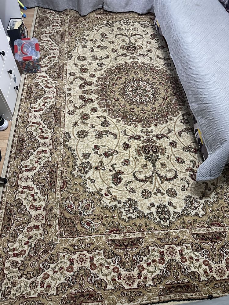 Продам ковёр для дома