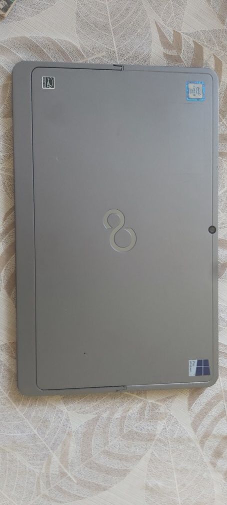 Fujitsu Stylistic R726, I5-6300u, 8GB, 128GB SSD