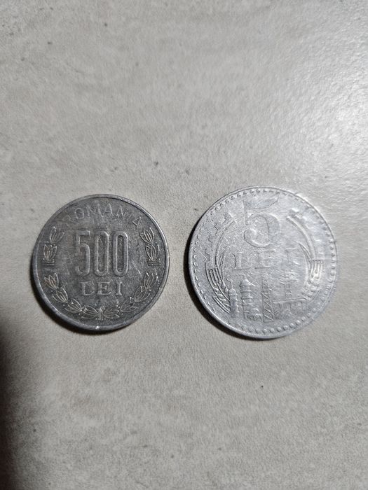 Donez 2 monede unui colectionar