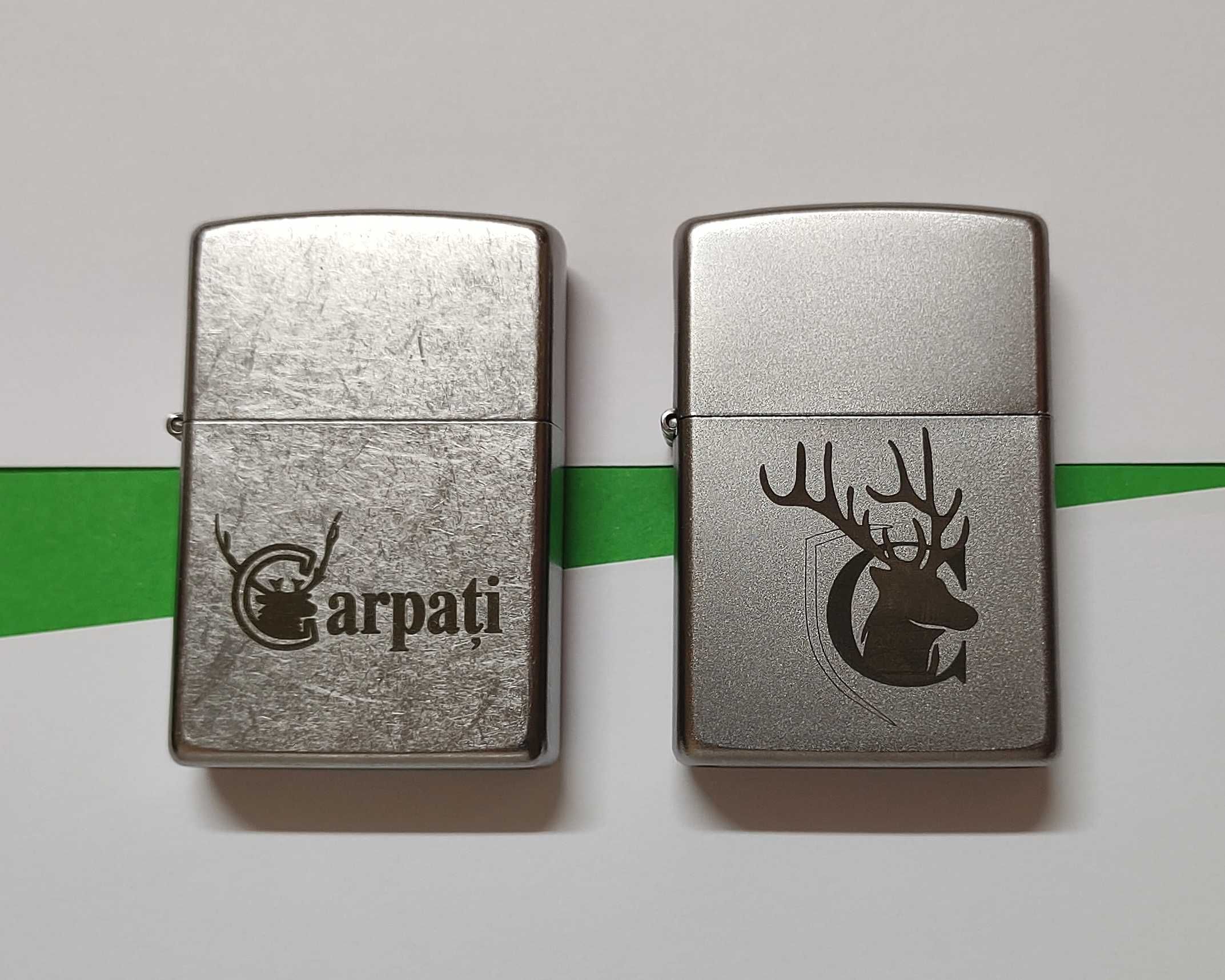 Brichetă Zippo nouă în cutie gravură Carpați – 2 modele