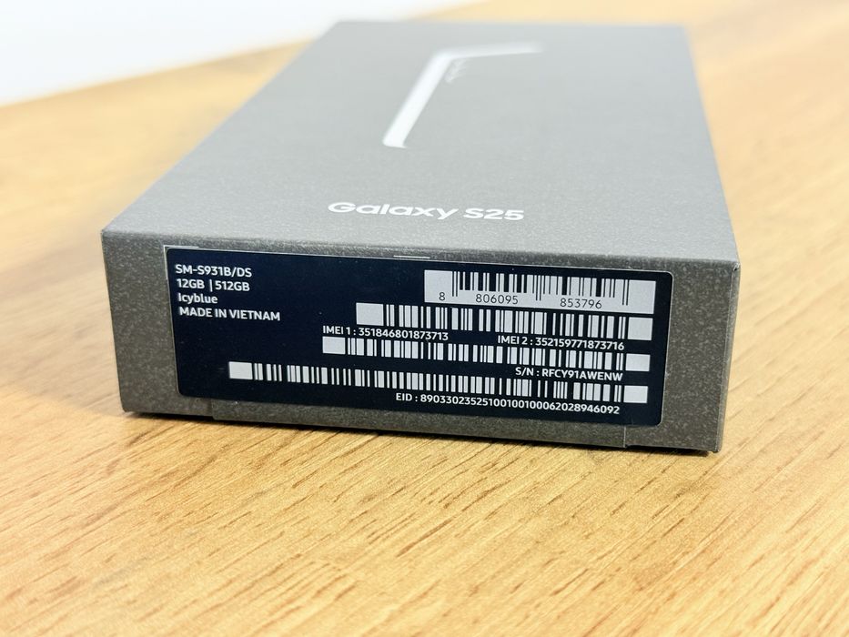 Samsung Galaxy S25 чисто нови 512GB!!!