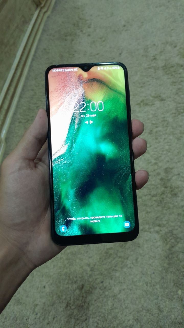 Arzon Ideal telefon