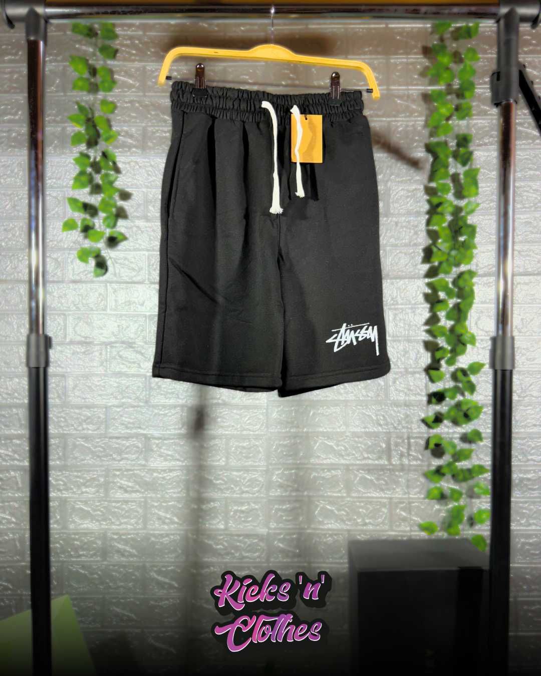 Pantaloni Scurti Stussy marimea M