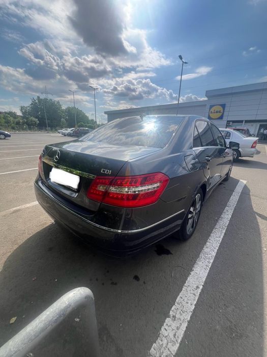 Mercedes Benz E220 Avantgarde