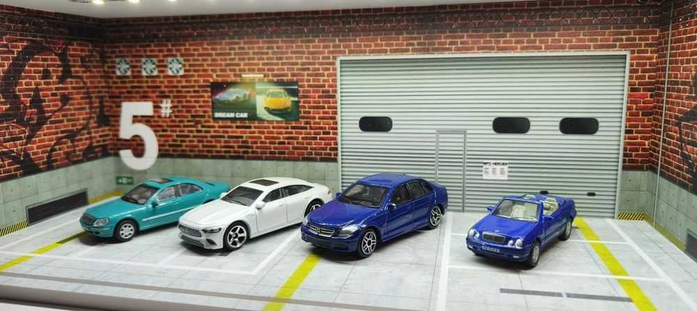 Модели Мерцедес 1:64