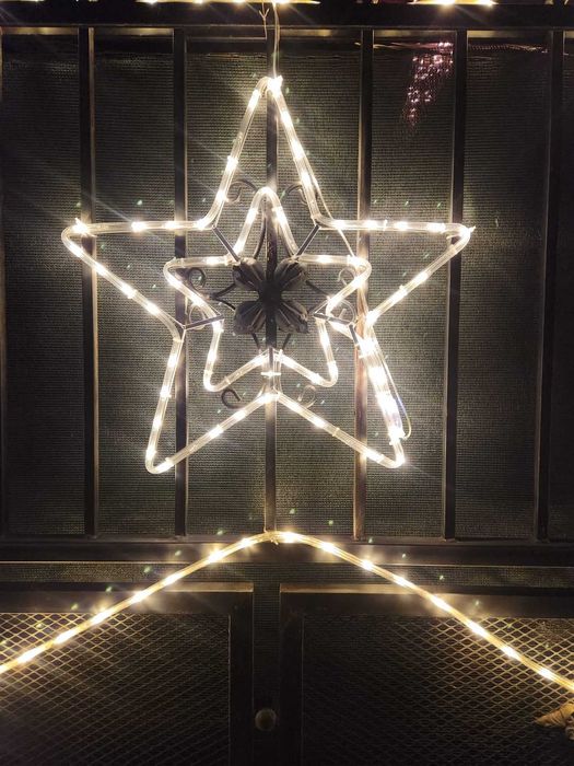 Лед Снежинка/Камбанка/Звездичка Декорация в студено Бяло