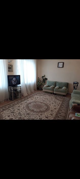 Продам ковер в отличном состоянии.