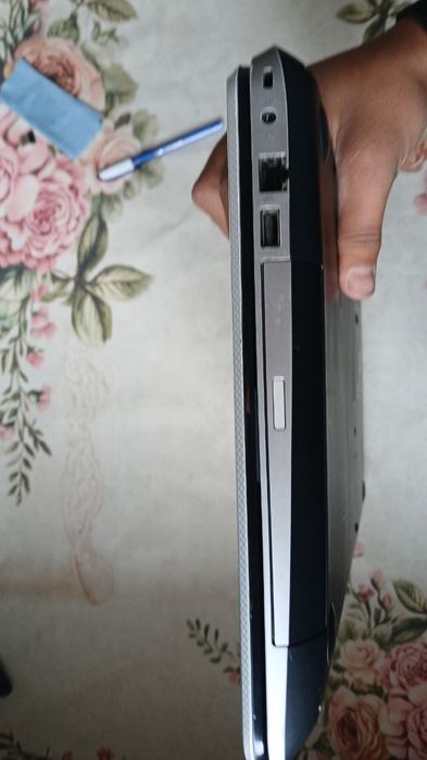 Noutbuk HP Pavillion