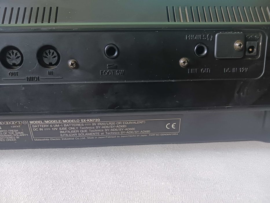 Японски синтезатор пиано Technics Kn 720