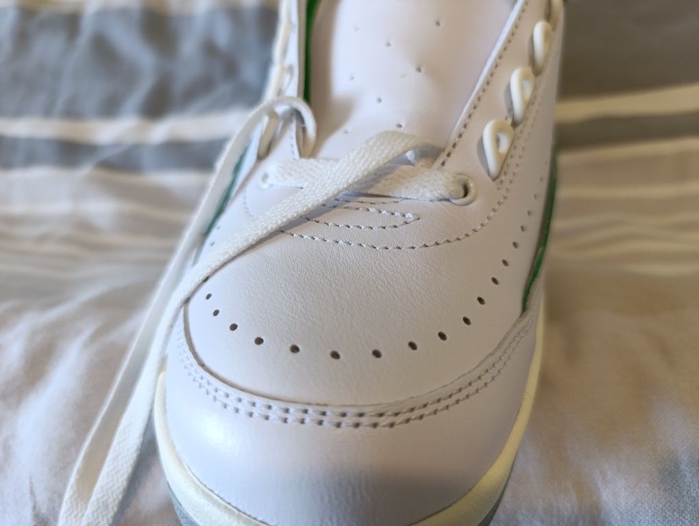 Кецове Nike Air Jordan 2 Retro