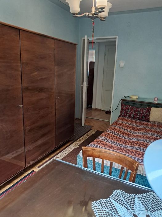 Apartament cu 3 camere in Dragasani