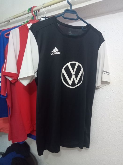 Tricou barbat Adidas Fotbal , marimea L , stare foarte buna