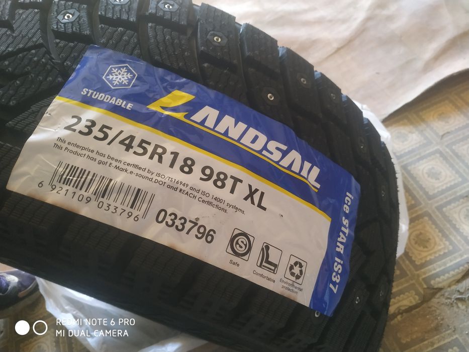 Комплект шипованных шин235/45r18