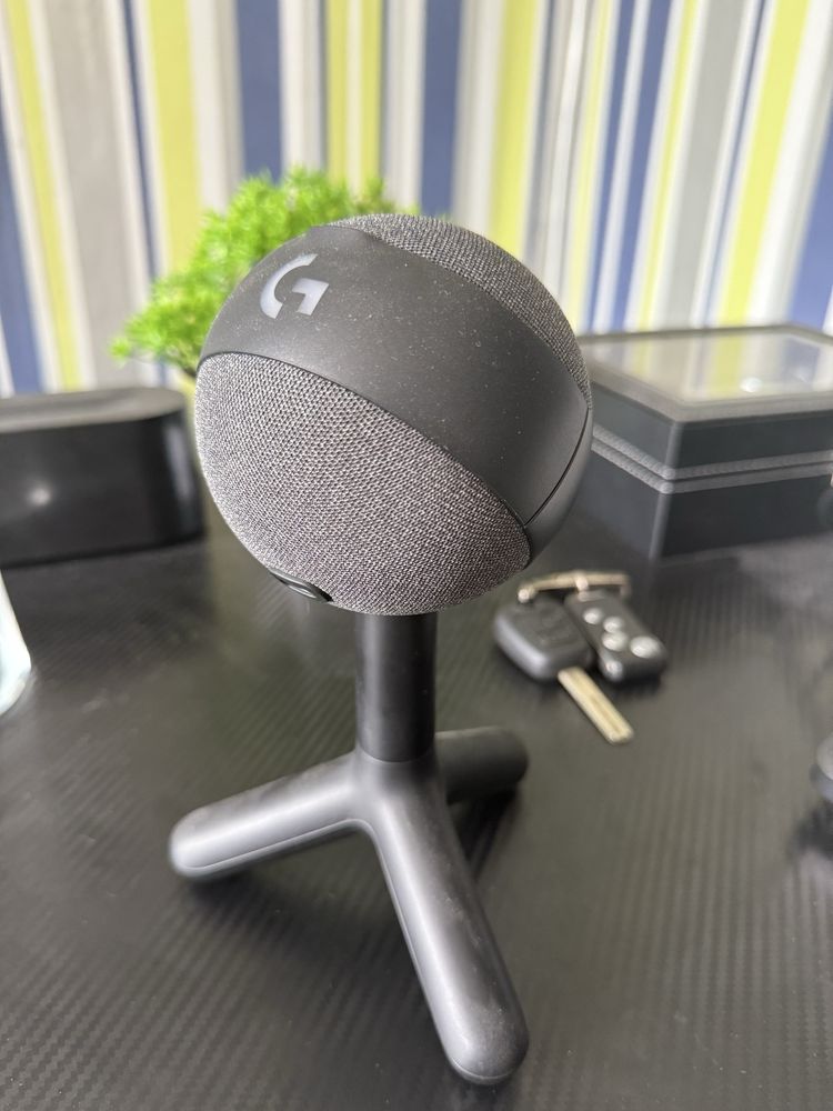 Logitech Orb микрофон