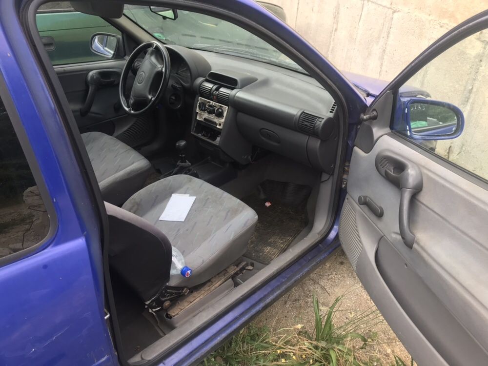 Opel Corsa 1.5D 1995 На Части