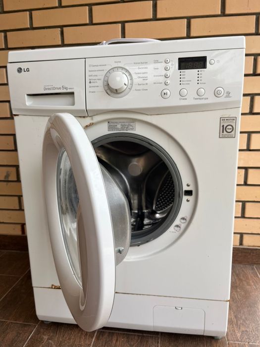 Продам Стиральную машину б/у