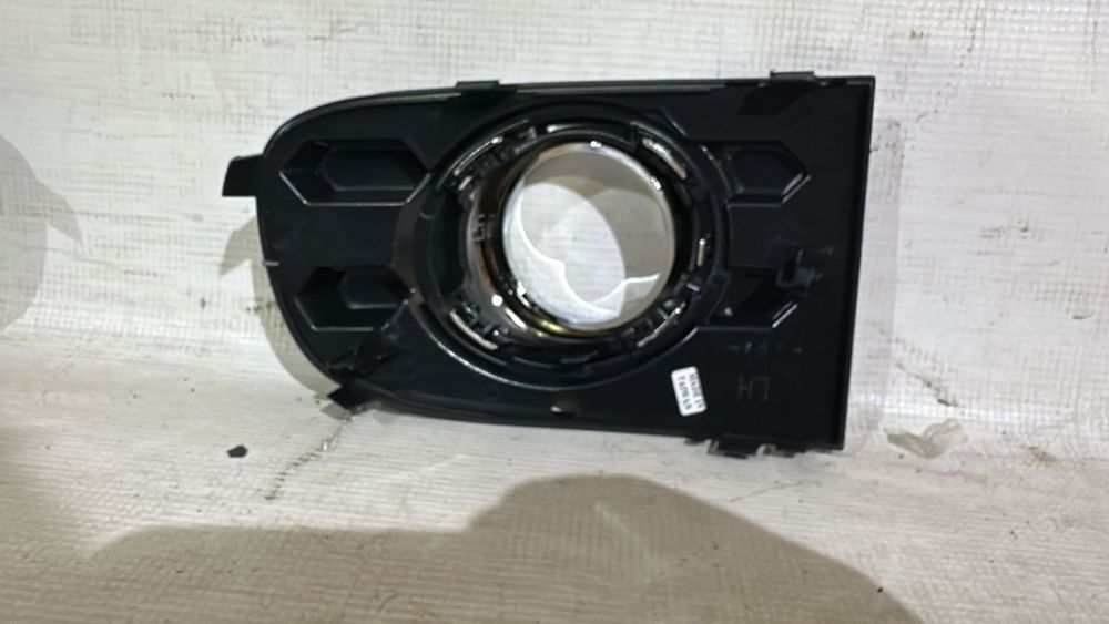 Grila laterala bara fata (cu orificiu proiector) - Fiat 500S, 2015, 2016, 2017, 2018. IN STOC