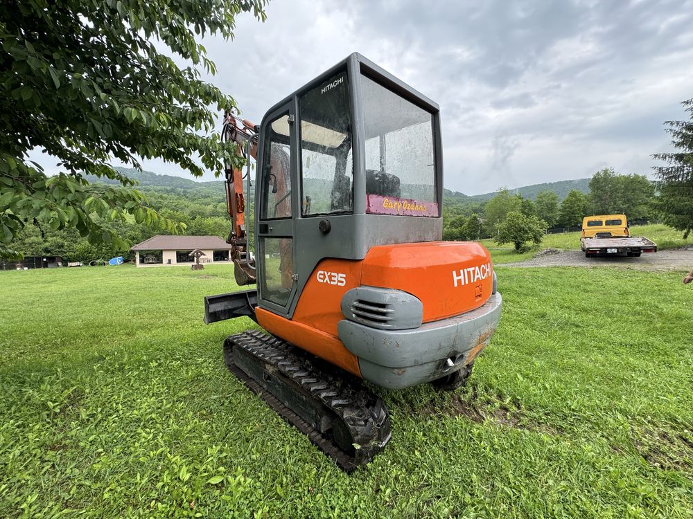 Excavator hitachi ex35