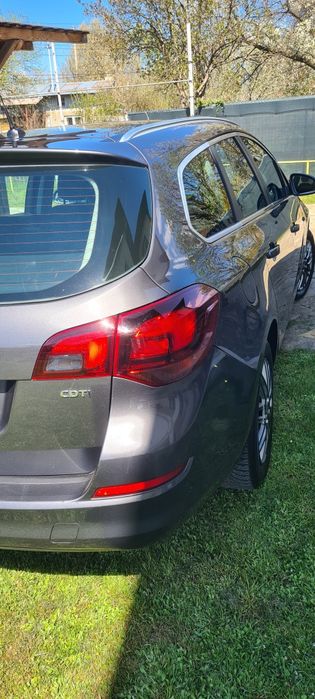 Opel astra j 2012