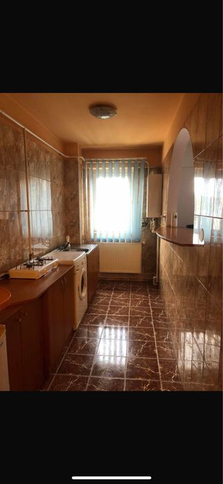 ofer spre inchiriere apartament 1 camera Zona Primarie