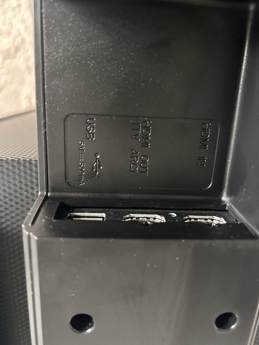 Soundbar LG impecabil