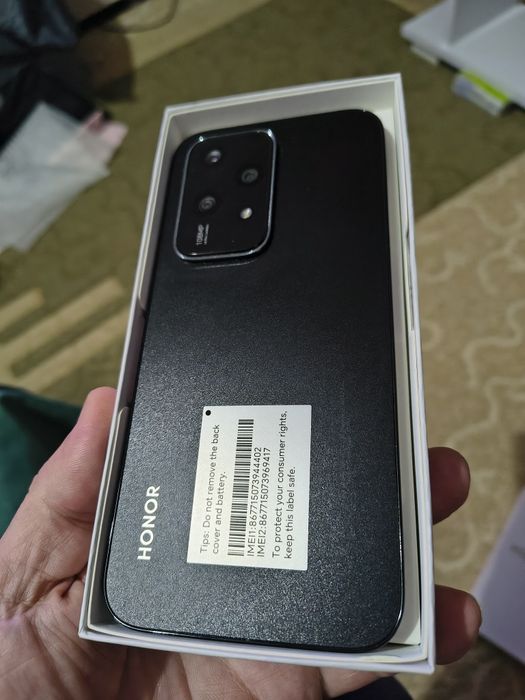 Vând Honor 200 lite impecabil