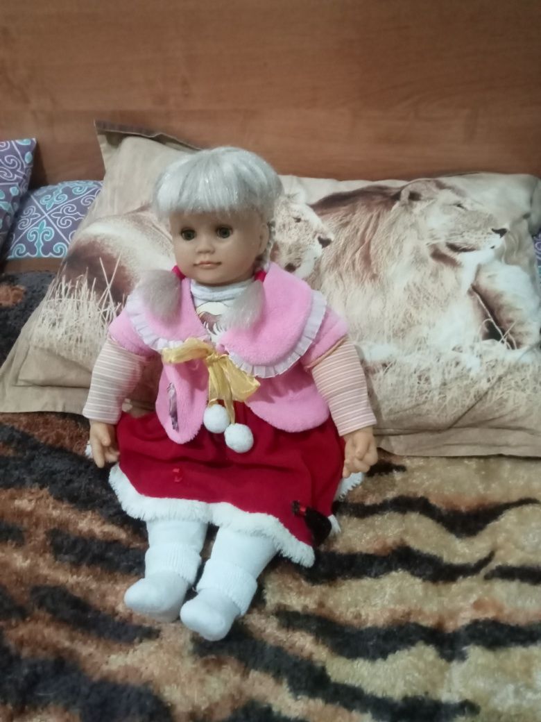 Продам куклу Ксюшу