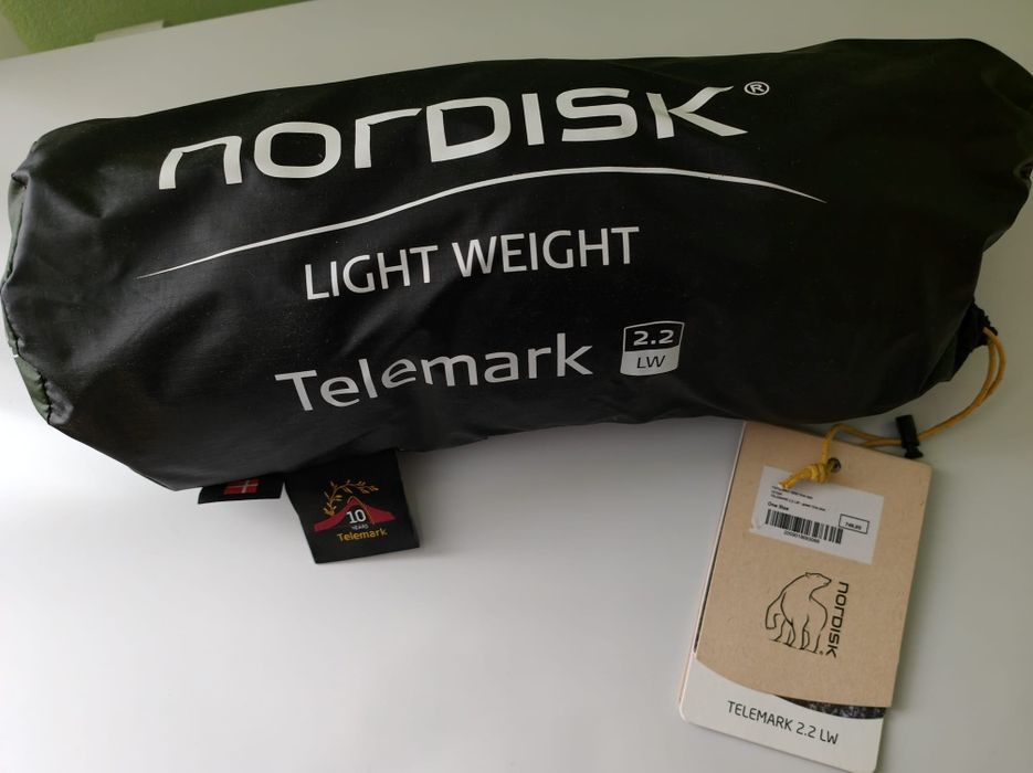 Cort nordisk telemark & Decathlon 3 persoane & saci dormit