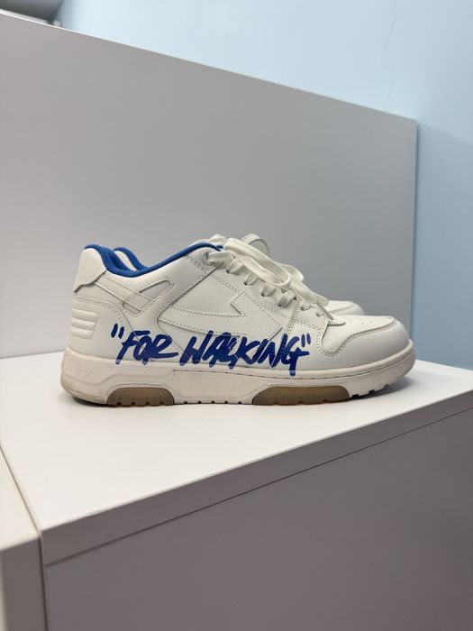 Off-White ,,for walking”