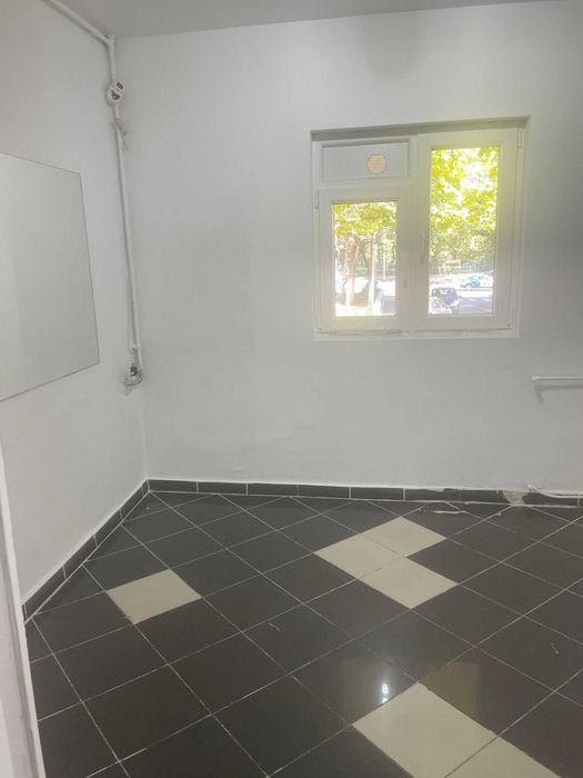 Inchiriez apartament 2 camere metrou Aparatorii Patriei